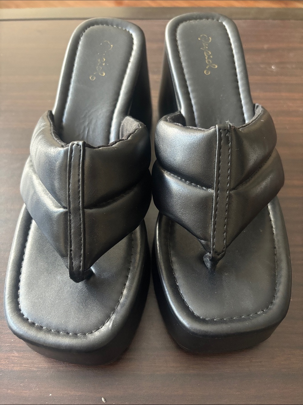 Qupid Black Padded Platform Thong Sandals